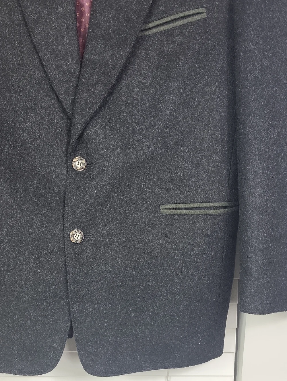 Vintage Michel Luzzi Linea Uomo Tyrol Men's Charcoal Grey Blazer. Size L
